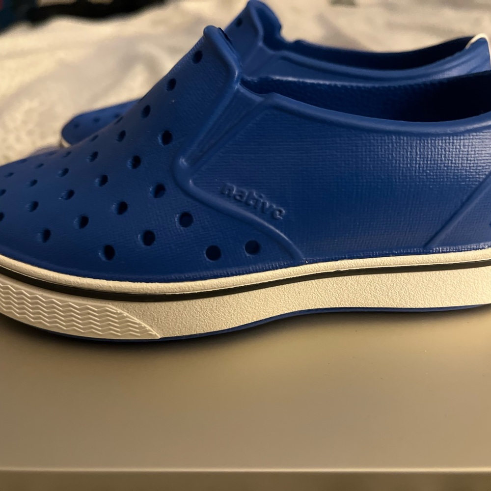 Native Blue Water Shoes with Ventilation